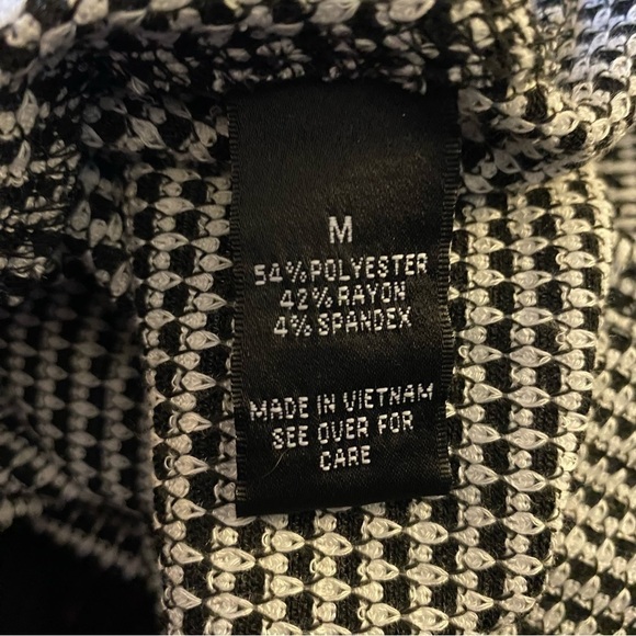 AGB Women's Tab Sleeve Dress with Necklace Black White Medium - Picture 6 of 7